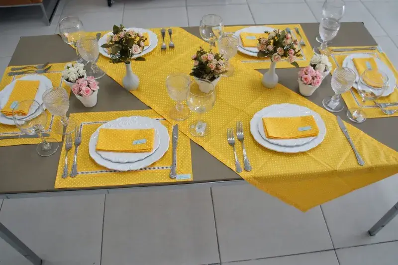 Mesa Elegante para Ocasiões Especiais